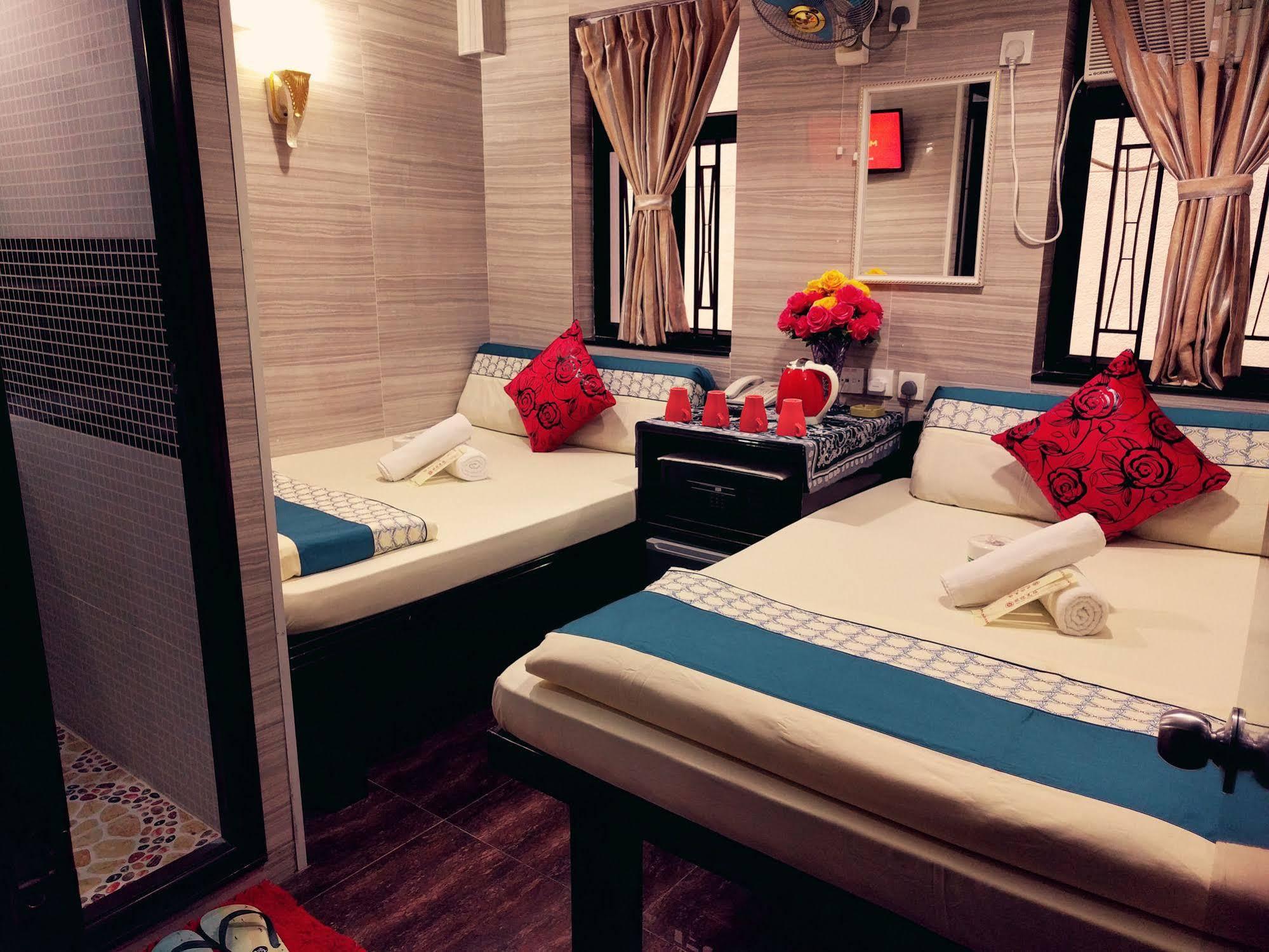 Day And Night Hostel Block D 10Th Floor Hong Kong Extérieur photo