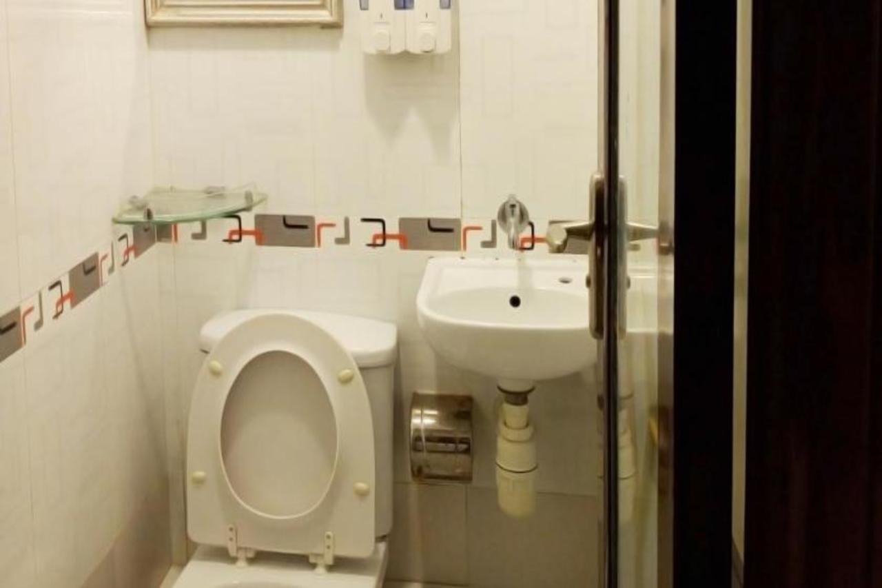 Day And Night Hostel Block D 10Th Floor Hong Kong Extérieur photo