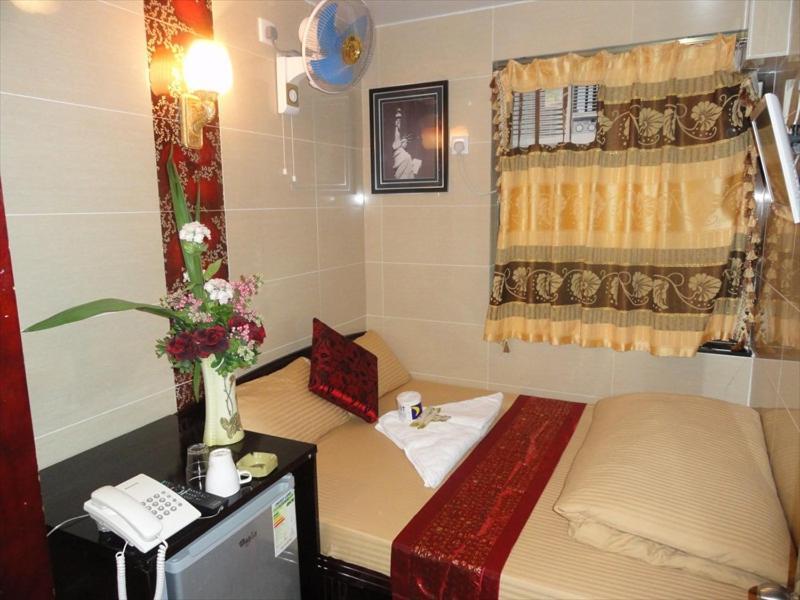 Day And Night Hostel Block D 10Th Floor Hong Kong Extérieur photo