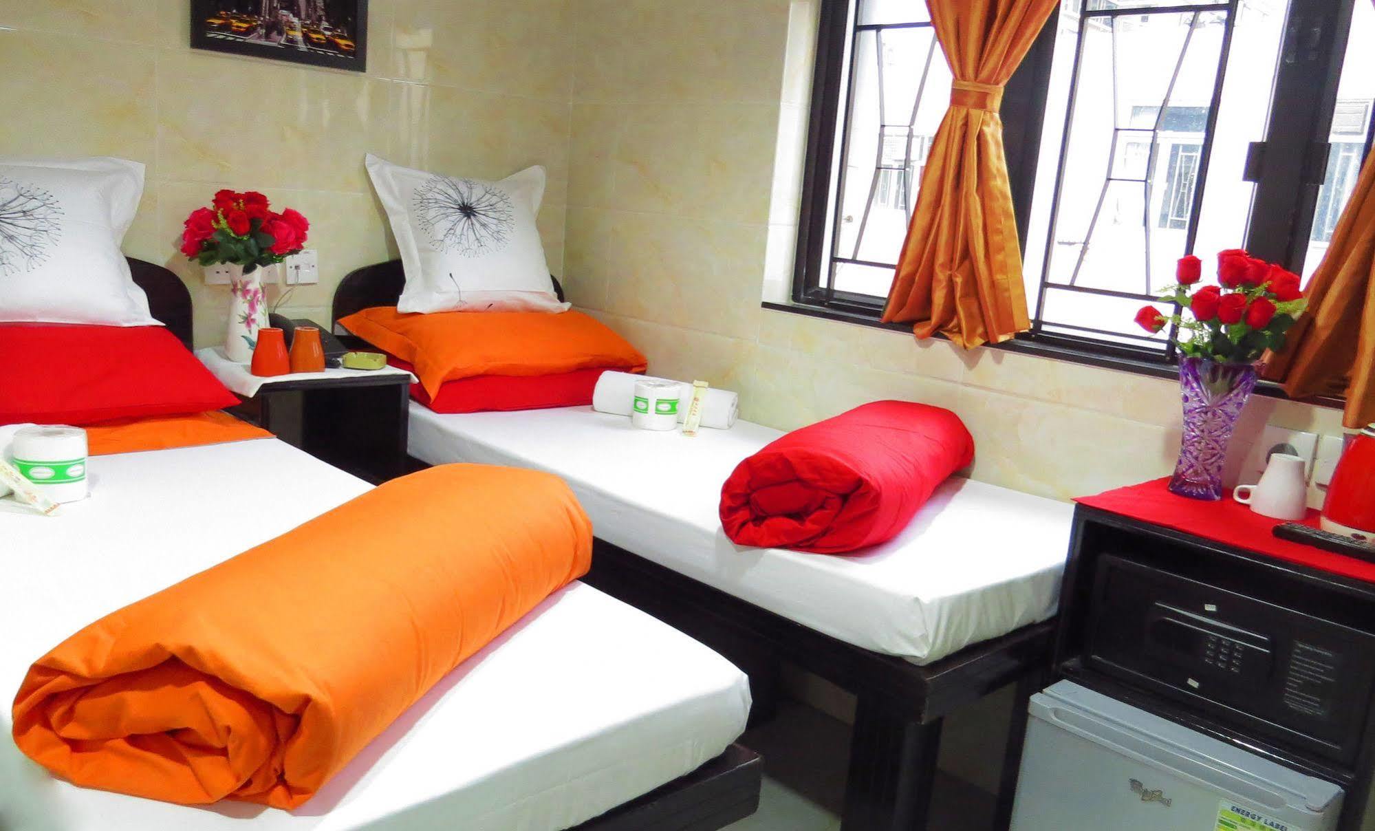 Day And Night Hostel Block D 10Th Floor Hong Kong Extérieur photo
